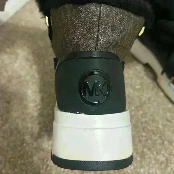 Michael Kors - Picture 11 of 11